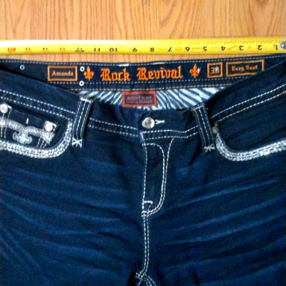 Women's Rock Revival jeans size 33x30